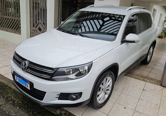 VOLKSWAGEN TIGUAN 2.0 TSI 16V TURBO GASOLINA 4P TIPTRONIC VOLKSWAGEN TIGUAN 2.0 TSI 16V TURBO GASOLINA 4P TIPTRONIC